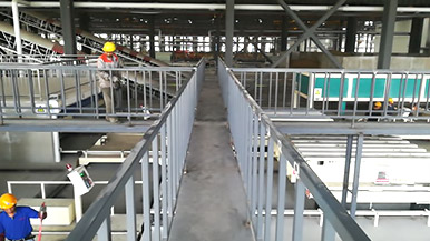 立模發泡輕質隔墻板設備-專業隔墻板設備廠家鄭州瑪納來提供 立模發泡輕質隔墻板設備-專業隔墻板設備廠家鄭州瑪納來提供