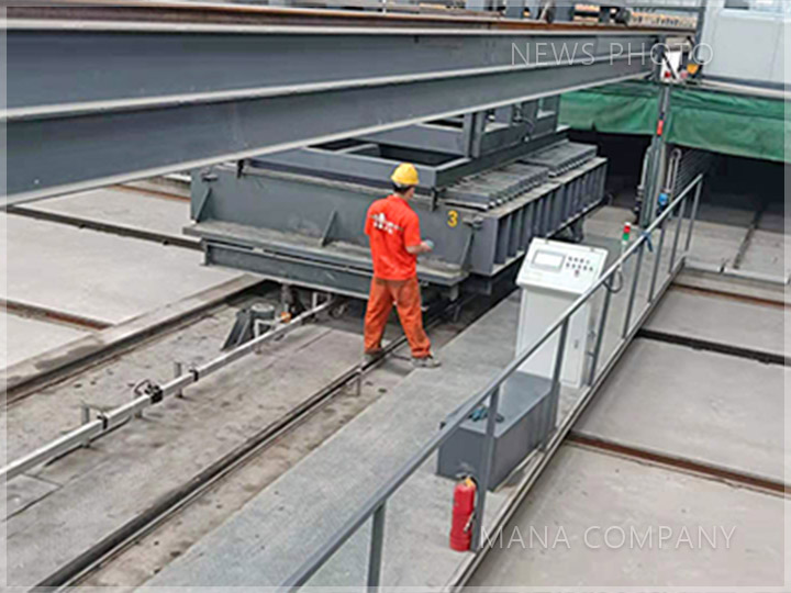 1629871395131596.jpg 現(xiàn)場(chǎng)-移動(dòng)上壓成型.jpg