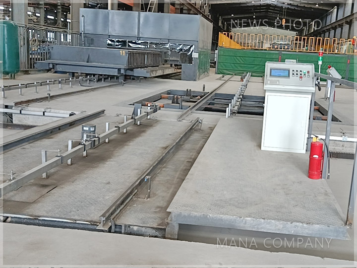 1629871410688660.jpg 現(xiàn)場(chǎng)-擺渡車01.jpg