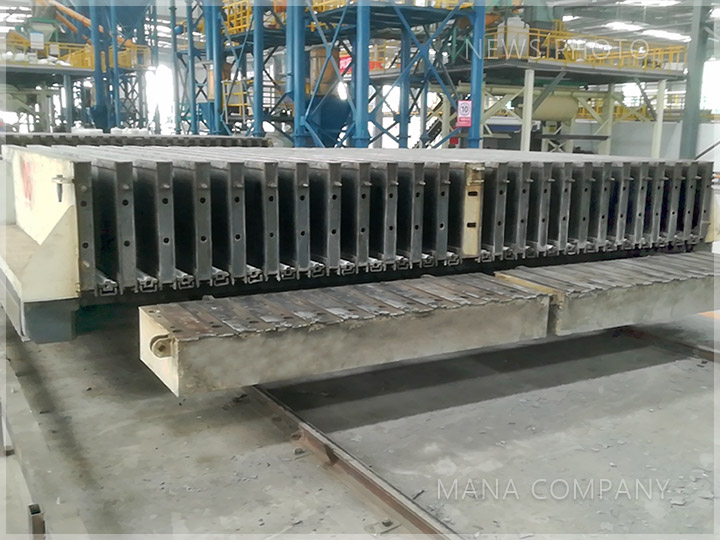 1636014281100653.jpg 02墻板設(shè)備.jpg