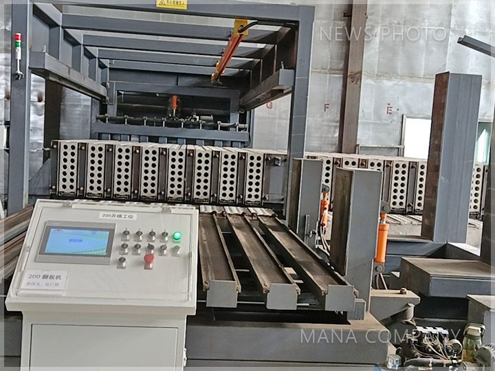 1703668514102707.jpg 現(xiàn)場-出板機構(gòu).jpg